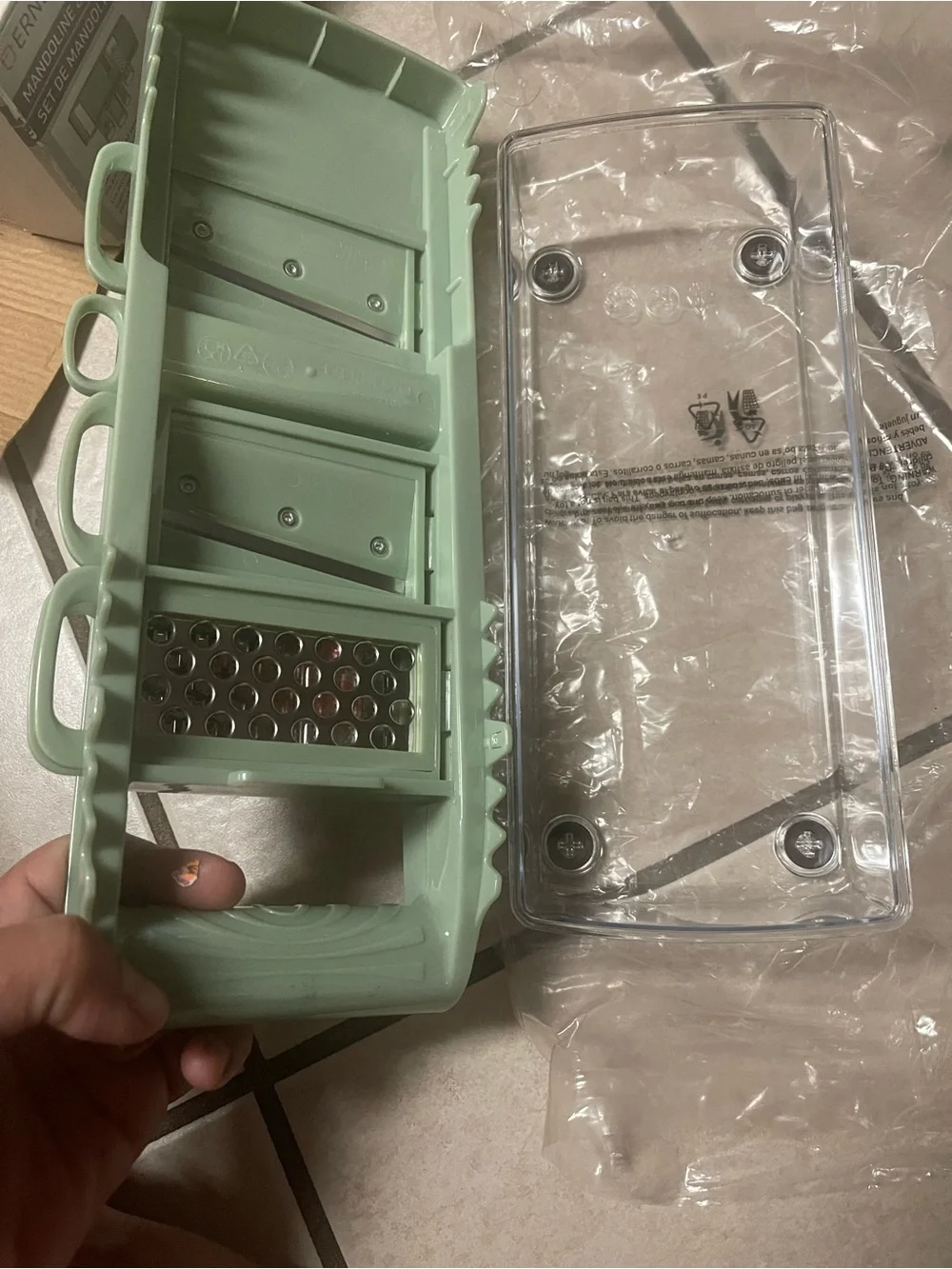 8-Piece Green Kitchen Slicer and Grater Set